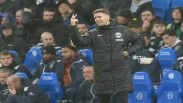 عاجل.. صادم: برايتون في أسوأ حالاته يتحدى آرسنال المتصدر… هوتسلر يفجر مفاجأة: قادرون على هزيمة أي فريق!