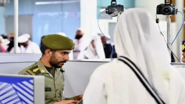 عاجل.. عاجل: الجوازات تكشف طريقة سرية لتمديد تأشيرة العمالة عبر أبشر… خطوات لا يعرفها 90% من أصحاب الأعمال!