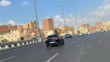 عاجل.. عاجل: غرامات مهولة 30 ألف جنيه تصدم السائقين.. قانون المرور الجديد يدخل حيز التنفيذ!