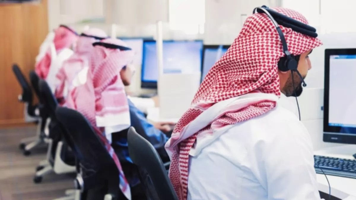 عاجل.. عاجل: البطالة السعودية ترتفع لـ 7.5% رغم الوعود الحكومية – الشباب الأكثر تضرراً!