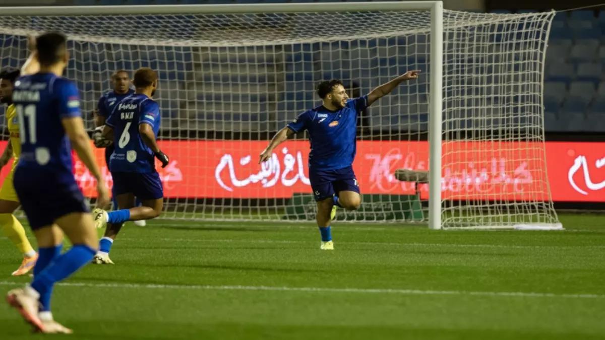 عاجل.. عاجل: فارجاس ينقذ الفتح من القاع بهدف قاتل ضد الخليج… صعود تاريخي في دوري روشن!