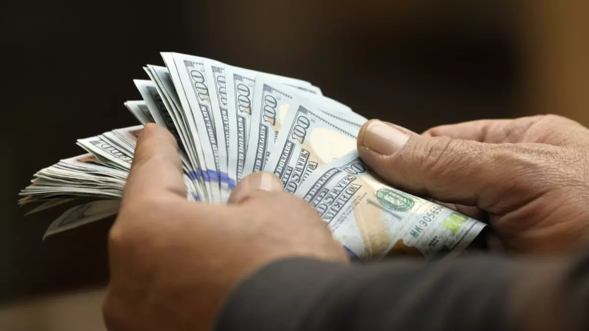 عاجل.. عاجل: سعر الدولار يصدم المصريين اليوم… بنك مصر يسجل 50.36 جنيه والفارق مع البنوك يفوق 3 جنيهات!