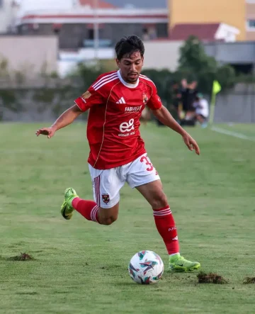 عاجل.. توروب يمنح “استمارة 6” لصفقة الأهلي الصيفية.. وتعثر مفاوضات “الحاوي”