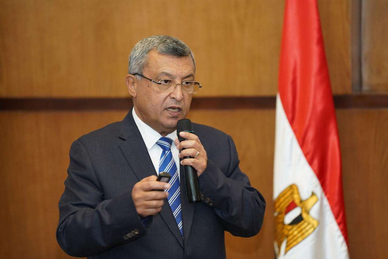 أسامة كمال: مصر تضيف 10 جيجاوات من الطاقة المتجددة خلال عامين