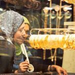 أسباب ارتفاع مصنعية الذهب رغم تراجع الأسعار.. خبيرة تكشف التفاصيل