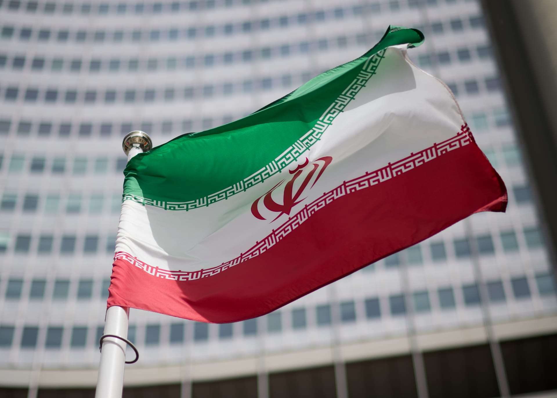 إيران تؤجل اجتماع سويسرا مع الولايات المتحدة
