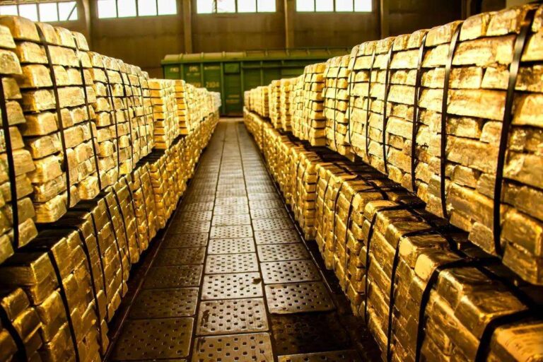 الذهب يتكبد خسائر حادة بعد بيانات وظائف أمريكية قوية