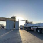 الهلال الأحمر المصري يطلق قافلة “زاد العزة” الـ206 لدعم الفلسطينيين