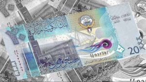 تباين طفيف في سعر الدينار الكويتي بين البنوك المصرية