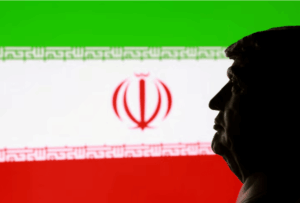 ترامب: طهران تحتفظ بنحو 22% فقط.. واشنطن تعرف مواقع مسيّرات إيران