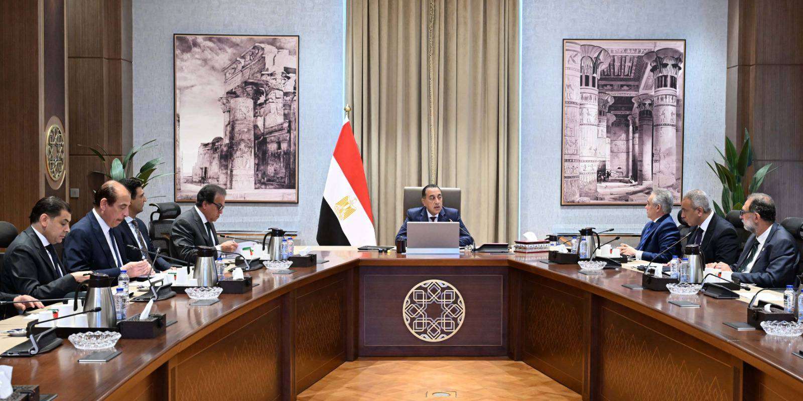 “تفتيشات دورية وسحب التراخيص”.. توجيهات عاجلة من رئيس الوزراء بشأن مصانع الأغذية في مصر