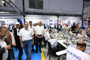 رئيس الوزراء يفتتح مصنع “چيد تكستايل” للملابس الجاهزة بالإسكندرية