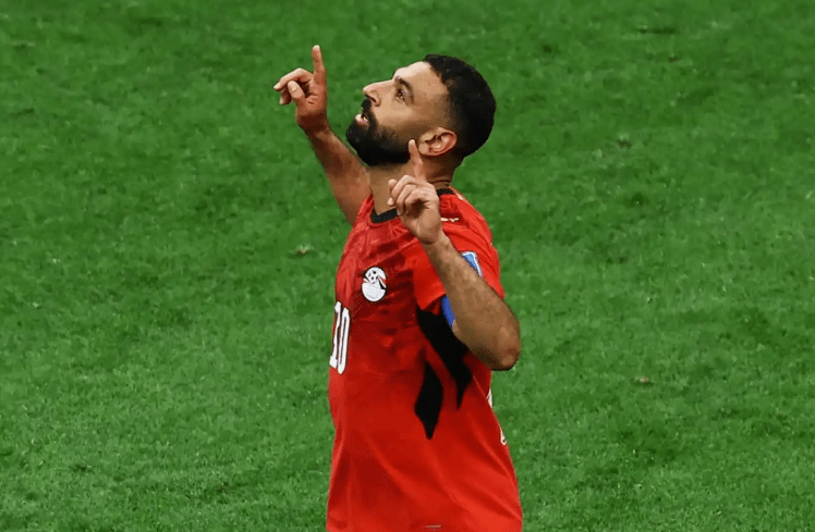 راتب سنوي مليار ونصف.. نادي سعودي يعرض مبلغا كبيرا للتعاقد مع محمد صلاح