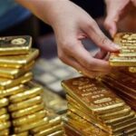سعر أونصة الذهب يهبط لمستويات قياسية.. ماذا يحدث في سوق الصاغة بمصر؟