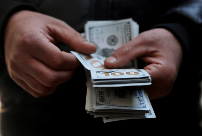 سعر الدولار في مصر اليوم الأحد 7 يونيو 2026