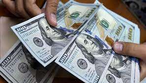 قفزة في سعر الدولار أمام الجنيه بالبنوك منتصف تعاملات اليوم.. آخر تحديث