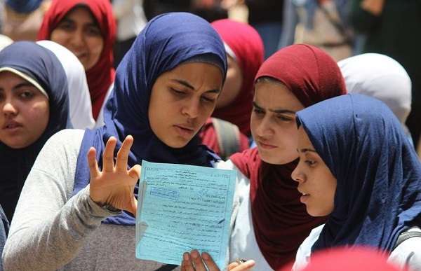 نماذج امتحانات الثانوية العامة 2026 جميع المواد.. رابط التنزيل