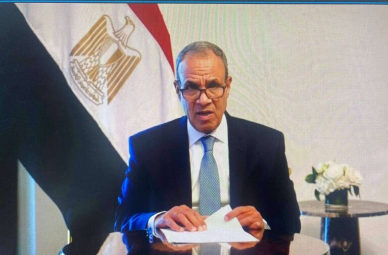 وزير الخارجية يلتقي مستشار الأمن القومي الياباني