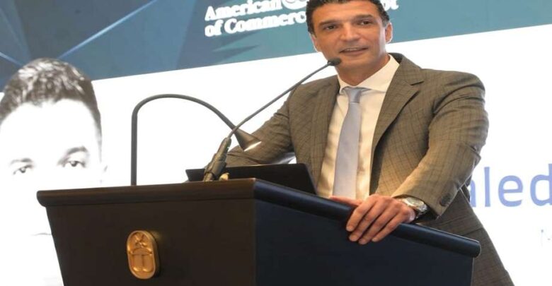 وزير الصناعة: التحول الأخضر وإزالة الكربون ضرورة اقتصادية واستراتيجية لتعزيز التنافسية الدولية