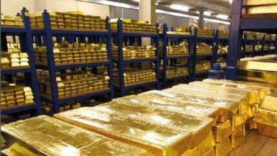 الذهب يحافظ على استقراره قرب 4000 دولار للأونصة وسط ترقب تحركات الفائدة