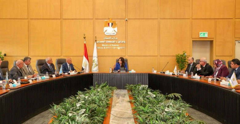راندة المنشاوي: وزارة الإسكان تولي اهتماما بالغا بسرعة الانتهاء من مشروعات المياه