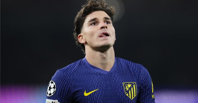 سبورت: برشلونة يلقي الكرة في ملعب ألفاريز