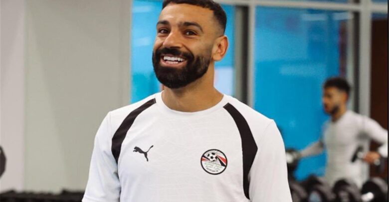 شبكة إنجليزية: بين 4 لاعبين مجانيين.. محمد صلاح مرشح للانتقال إلى فريق إنجليزي