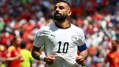 عضو مجلس إدارة ناد أوروبي يحمس جماهيره باقتراب صفقة محمد صلاح