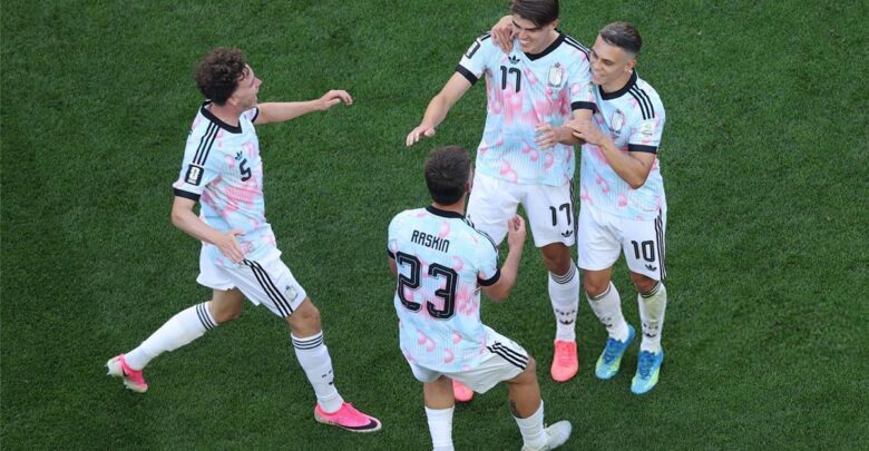 "فيفا" يختار حكمًا مصريًا لمباراة إسبانيا وبلجيكا في كأس العالم