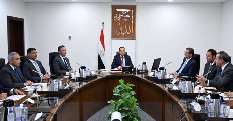 100 مصنع في 3 سنوات.. الحكومة تضع خريطة جديدة لـ«القرية المنتجة»