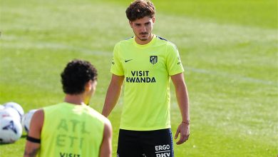 ألفاريز يغير دفته إلى الدوري الإنجليزي بعد فشل حلم برشلونة