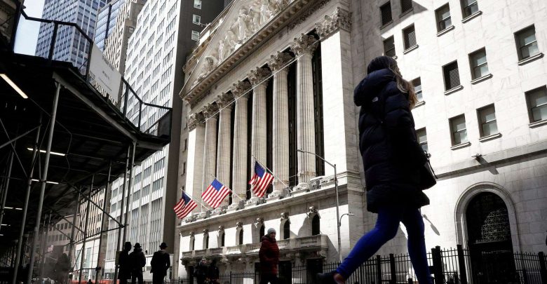 إنفاق يتباطأ وتضخم لا يهدأ.. الاحتياطي الفيدرالي الأمريكي أمام اختبار صعب