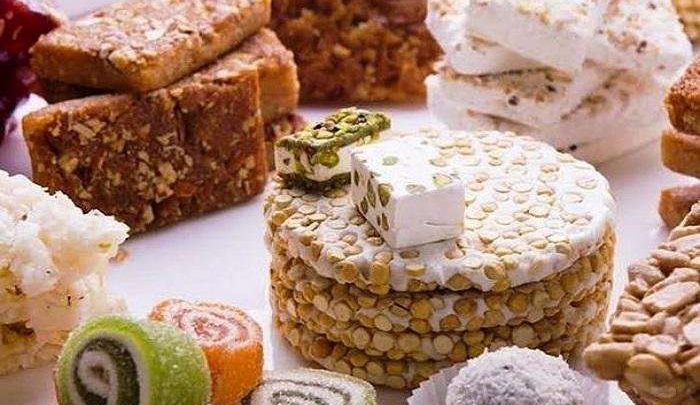 "ابتعدوا عن هذا النوع".. شعبة المواد الغذائية تحذر من حلاوة المولد النبوي
