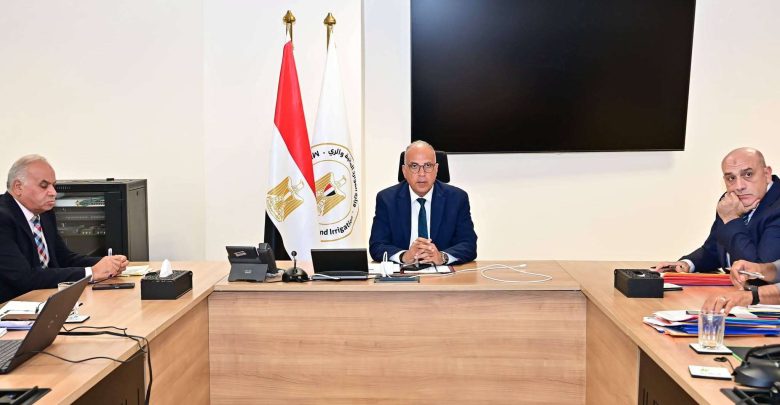 التحول الرقمي في تراخيص الآبار الجوفية.. سويلم يتابع مستجدات تطوير المنظومة