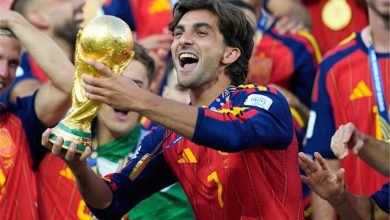 برشلونة يضع شروط رحيل فيران توريس إلى باريس سان جيرمان