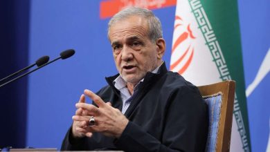 بزشكيان: التواصل مع مجتبى خامنئي صعب حاليًا لكنه يمثل مصدر قوة لإيران