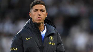 بعد اهتمام مانشستر سيتي.. تشابي ألونسو يوضح مصير إنزو فرنانديز