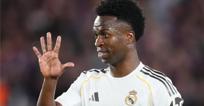 بينهم فينيسيوس جونيور.. ثلاثي ريال مدريد ينضم إلى تدريبات الفريق