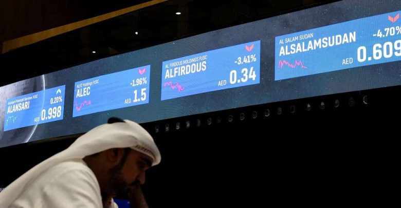 تباين بورصات الخليج عند الإغلاق وسط هبوط النفط وترقب التطورات الدبلوماسية بشأن مضيق هرمز