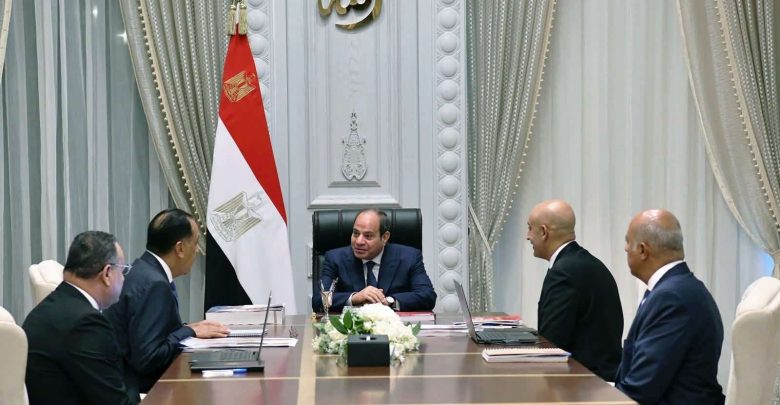 حد أدنى للأجور بالمدارس.. توجيهات عاجلة من الرئيس السيسي قبل العام الجديد