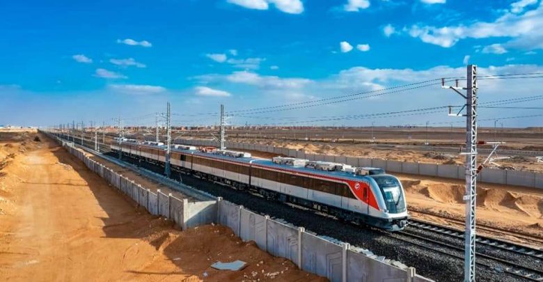 خصومات تصل لـ50%.. أسعار اشتراكات القطار الكهربائي الخفيف LRT قبل انطلاق الدراسة