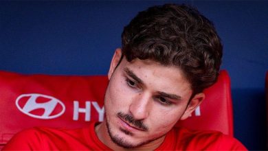 رسميًا.. أتلتيكو مدريد يعلن موقفه النهائي من بيع ألفاريز إلى برشلونة