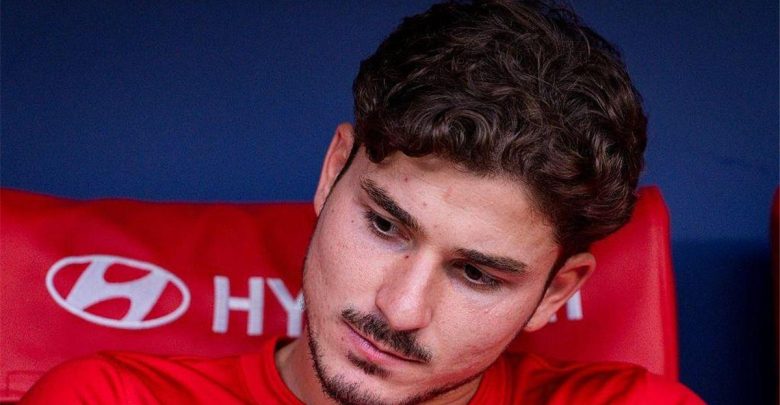 رسميًا.. أتلتيكو مدريد يعلن موقفه النهائي من بيع ألفاريز إلى برشلونة