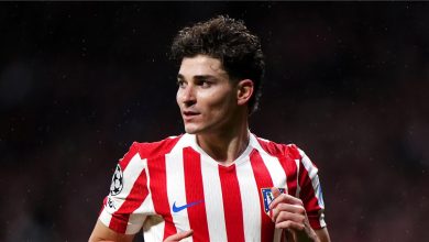 سيميوني يدعم ألفاريز مجددًا في أزمته مع أتلتيكو مدريد: سنحاول مساعدته