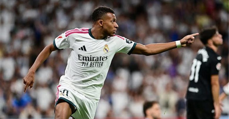 فيديو | الهاتريك .. مبابي يسجل هدف ريال مدريد الثالث أمام ريال سوسيداد