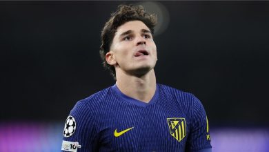 قرار سيميوني يزيد الغموض حول موقف ألفاريز مع أتلتيكو مدريد