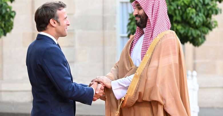قمة سعودية فرنسية في باريس.. شراكة استراتيجية واستثمارات بـ21 مليار دولار لتوطين التقنيات الحديثة