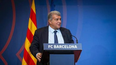 لابورتا: مستعدون لشراء ألفاريز من أتلتيكو مدريد بشرط وحيد