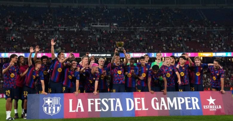 مانشستر يونايتد يتواصل مع وكيل أعمال لاعب برشلونة لضمه