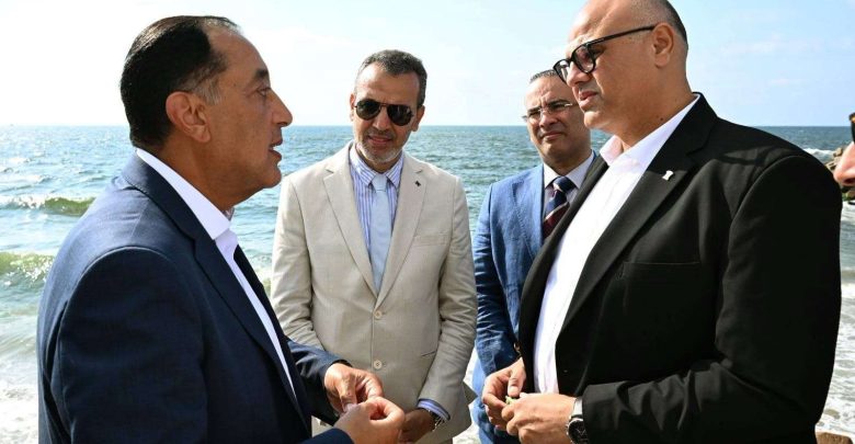مدبولي يتفقد تطوير كورنيش الإسكندرية: نسعى للارتقاء بجودة الحياة (صور)